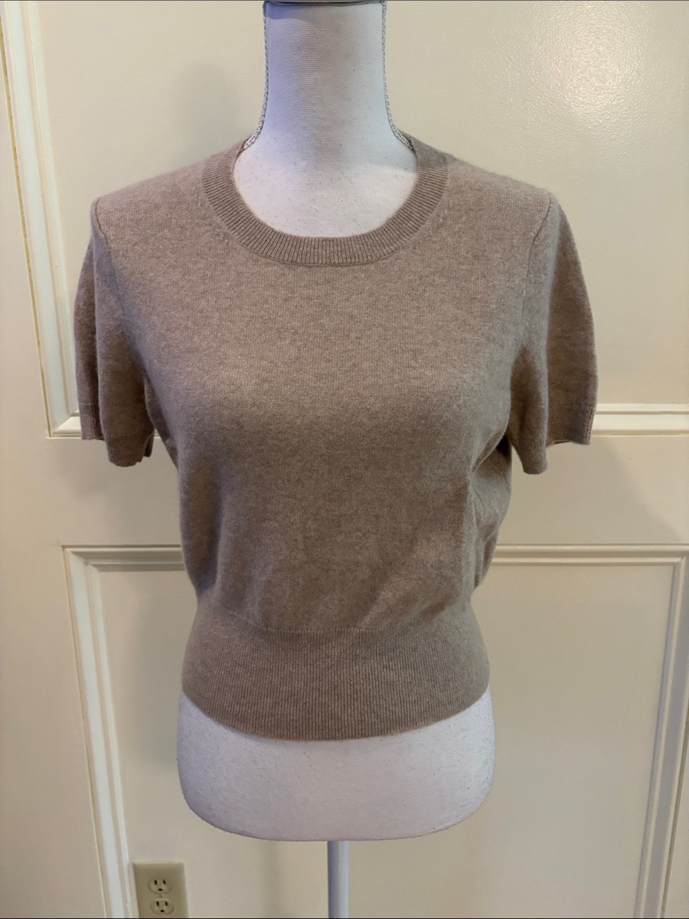 J. Crew 100% cashmere Short-Sleeve Crewneck Sweater in Taupe